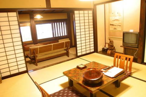 Yumoto Choza Ryokan in Takayama