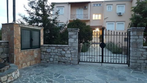Corfu City Design Residence Condo in Corfu
