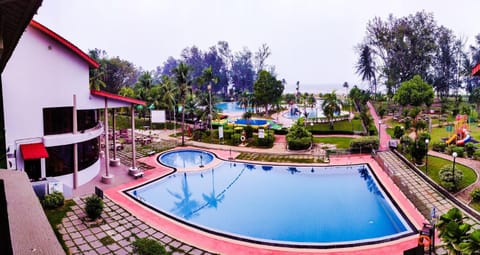 Pool view, Swimming pool