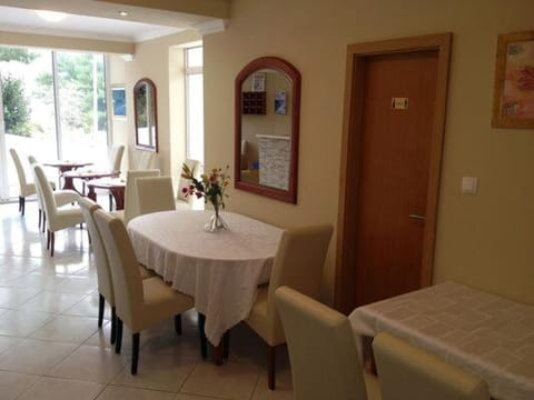 Villa Royal Alojamiento y desayuno in Cavtat