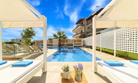 Island Villa Heated Pool Apartment hotel in Crete