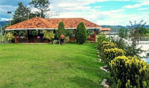 Finca Sanfelipe House in Calima
