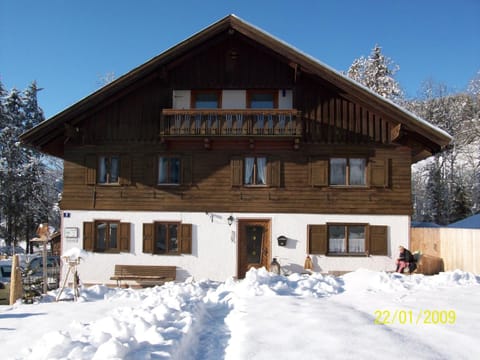 Facade/entrance, Winter