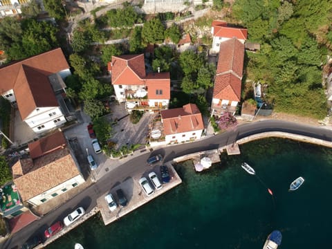 Apartments Villa Serventi Condo in Kotor Municipality