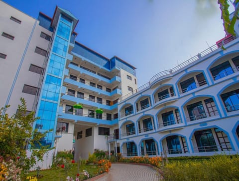 Property building, Facade/entrance