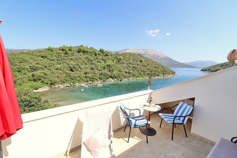 Apartments Villa Cebalo-Korčula Condo in Dubrovnik-Neretva County