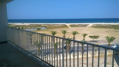 Bel appartement face à la méditerranée Apartment in Tunisia