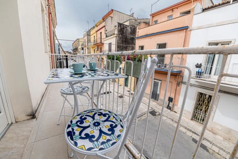 View (from property/room), Balcony/Terrace