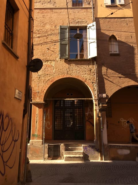 Borgo De Chiari Condo in Bologna