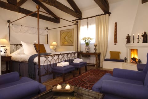 Casa Encantada by Porta Hotels Hotel in Antigua Guatemala