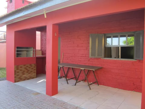 Property building, BBQ facilities, Balcony/Terrace, Banquet/Function facilities