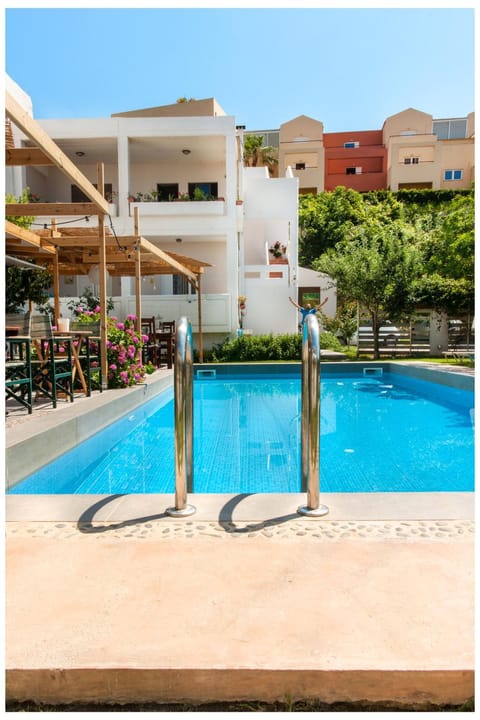 Tree of Life Art Hotel Apartment hotel in Crete