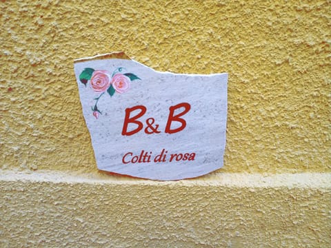 B&B Colti Di Rosa Übernachtung mit Frühstück in Castelsardo