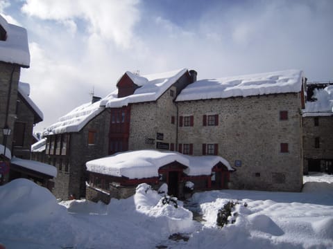 Property building, Winter