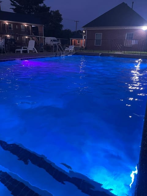 Pool view, Swimming pool