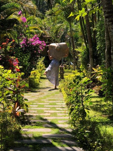 Day, People, Natural landscape, Garden, Garden view