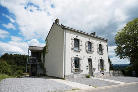 La Lisière House in Wallonia, Belgium