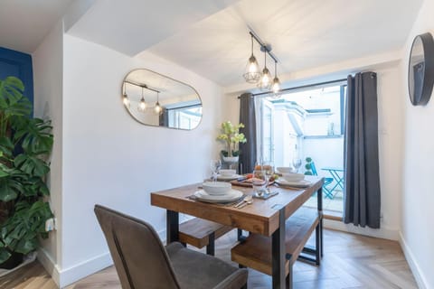 Prestbury Road Apartment in Cheltenham