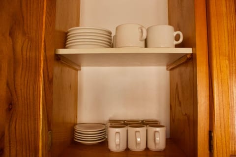 Coffee/tea facilities, Kitchen or kitchenette