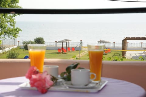 Balcony/Terrace, Garden view, Sea view