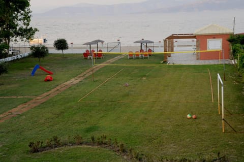 Garden, Beach, Sports