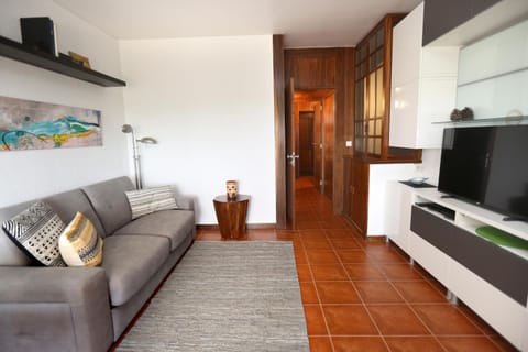Like-home Sea View Apt Apartment in Carcavelos
