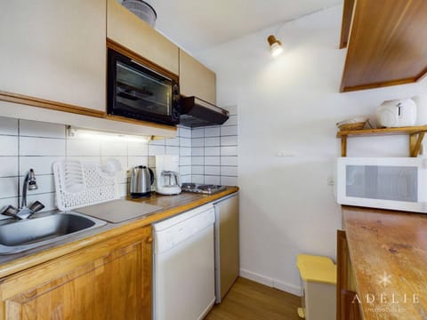 Studio cabine 6 pers, centre station, balcon, lave-vaisselle - FR-1-398-500 Apartment in Montvalezan