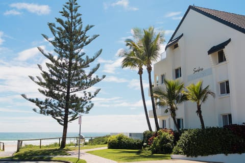 Surfers Horizons Apartment hotel in Palm Beach