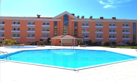 Riviera Hotel Hotel in Carcavelos