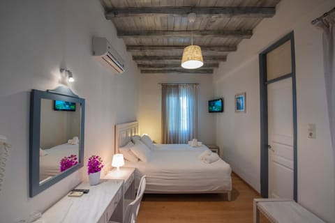 Olia Hotel Hotel in Mykonos, Mikonos 846 00, Greece