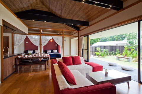 Bougain Terrace Resort Thi-chi House Villa in Okinawa Prefecture
