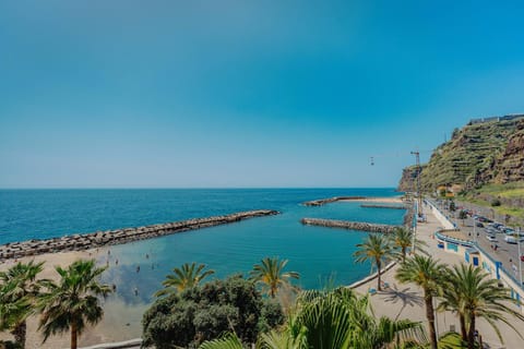Calheta Beach - All-inclusive - Savoy Signature Hotel in Madeira District