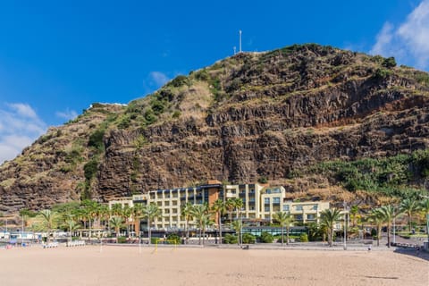 Calheta Beach - All-inclusive - Savoy Signature Hôtel in Madeira District
