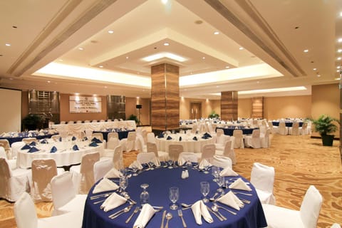 Banquet/Function facilities, Meeting/conference room