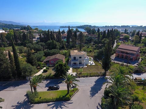 Day, Neighbourhood, Bird's eye view, Summer, Garden view