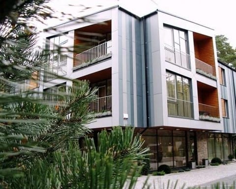 Property building, Facade/entrance