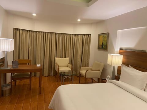 The Residency, Chennai Hotel in Chennai