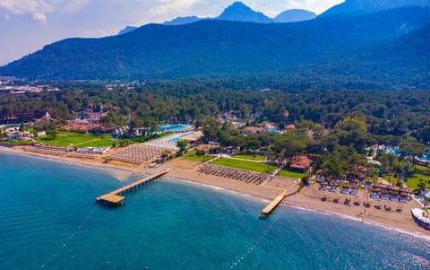 Bird's eye view, Mountain view, Sea view