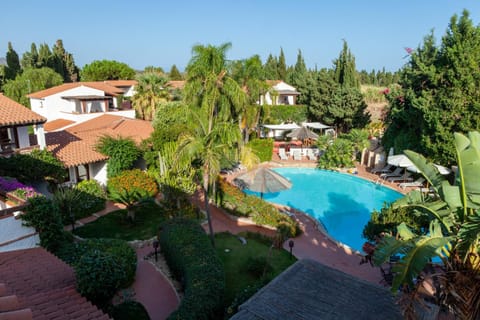 View (from property/room), Garden view, Pool view