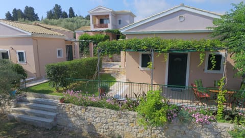 Harmony Villas Chalet in Peloponnese, Western Greece and the Ionian