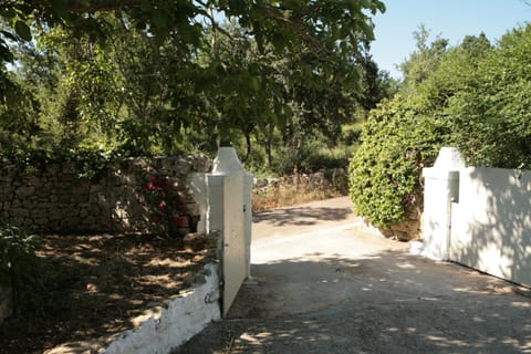 Trullo Martumè House in Province of Taranto