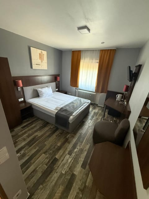 Parkhotel Lindenhof - KOSTENLOSE PARKPLÄTZE Hotel in Offenbach