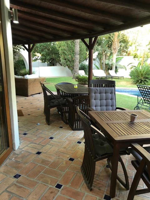 Dining area, Garden view