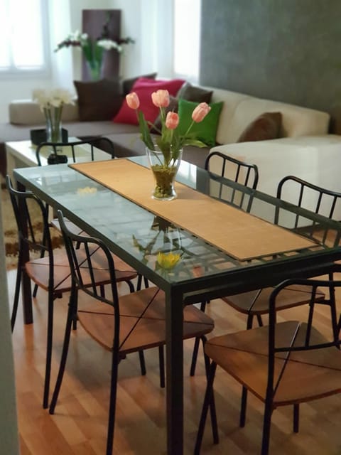 Living room, Dining area