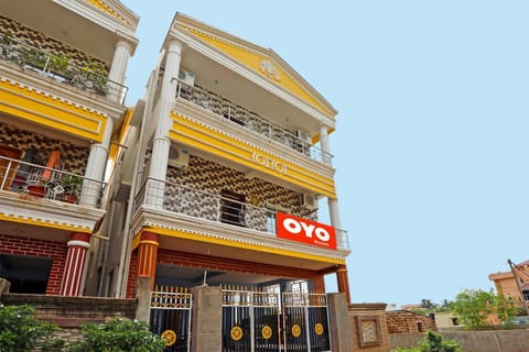 OYO Flagship Advik Cottage Hotel in Bhubaneswar