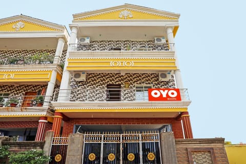 OYO Flagship Advik Cottage Hotel in Bhubaneswar