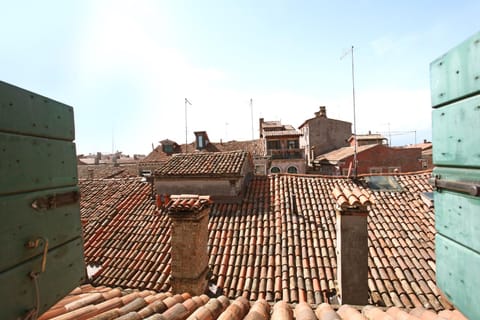 Property building, Day, Bird's eye view