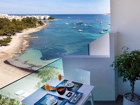 Axel Beach Ibiza - Adults Only Apartment hotel in Ibiza