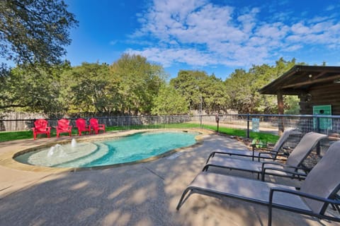 Wimberley Log Cabins Resort and Suites- Unit 2 Cabin in Wimberley
