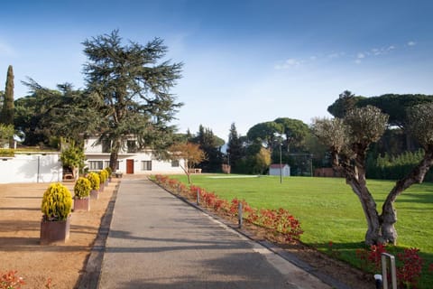 Can Cedre Villa in Vallès Oriental